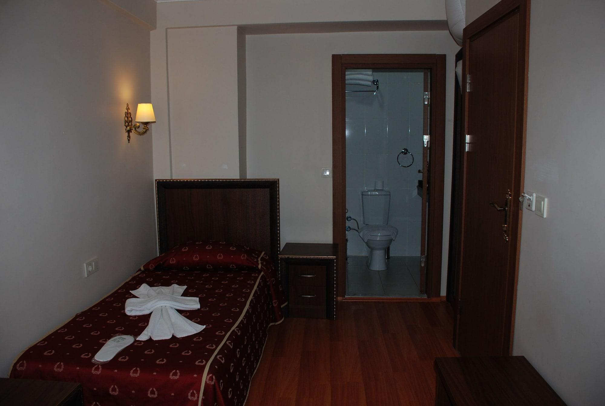 K Royal Hotel - Old City Istanbul Bagian luar foto