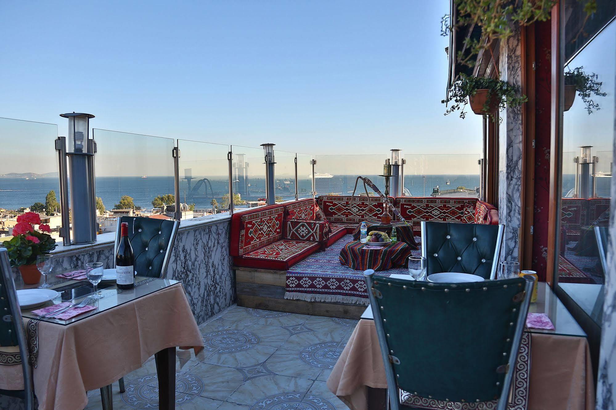 K Royal Hotel - Old City Istanbul Bagian luar foto